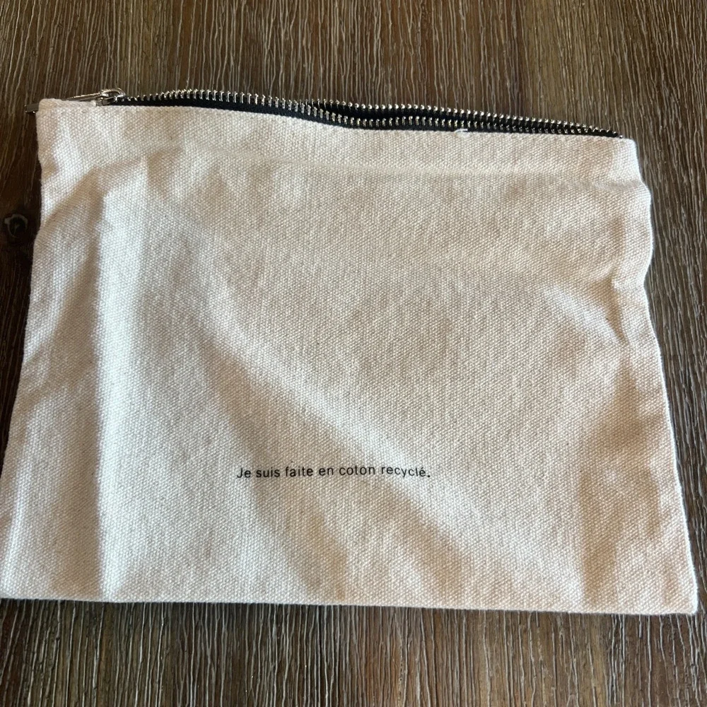 Typology canvas cosmetics